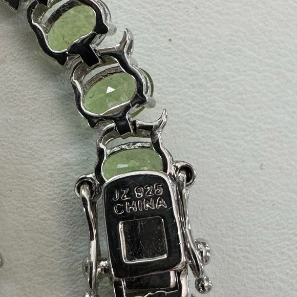 925 Peridot Tennis Bracelet - Picture 4 of 8